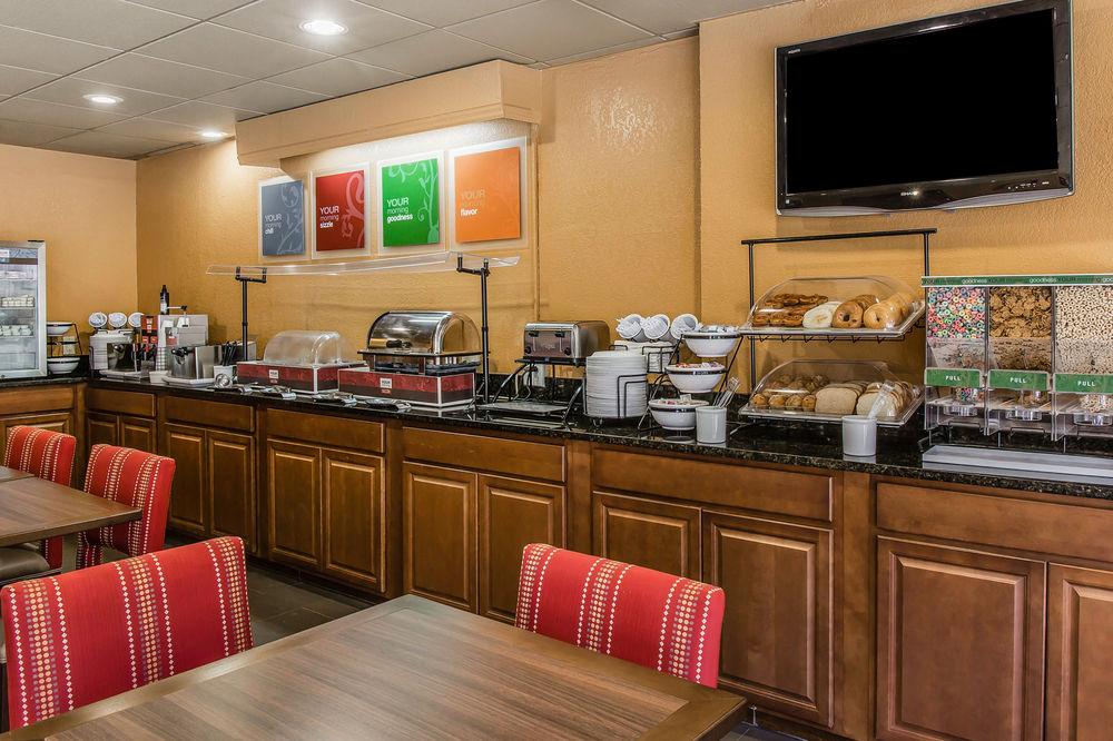 Comfort Inn & Suites Lakeland North I-4 מראה חיצוני תמונה