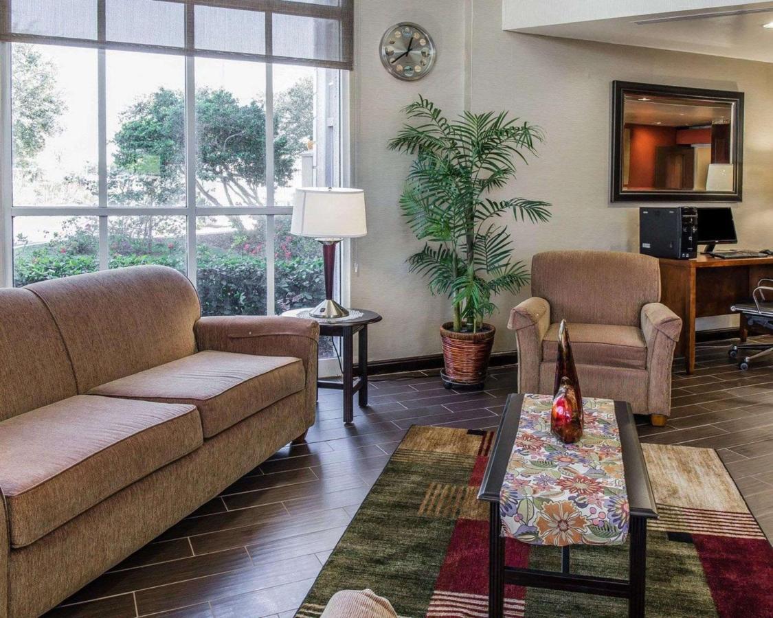 Comfort Inn & Suites Lakeland North I-4 מראה חיצוני תמונה