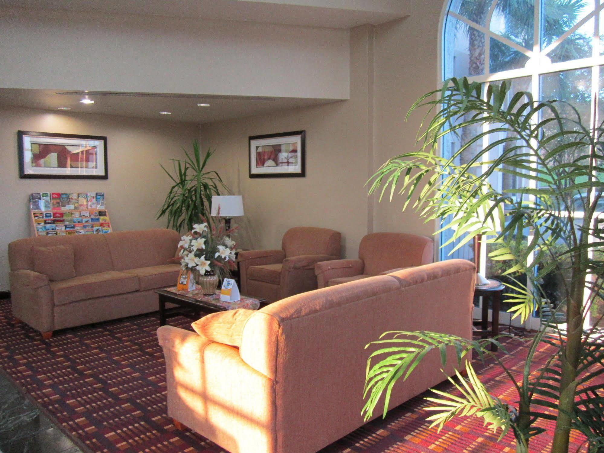 Comfort Inn & Suites Lakeland North I-4 מראה חיצוני תמונה